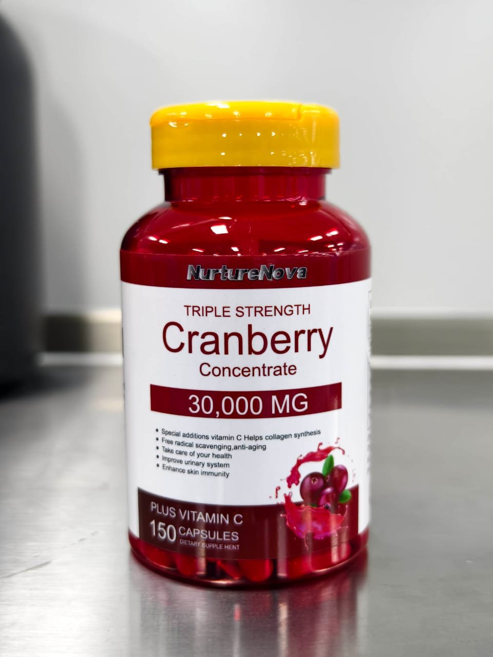 NurtureNova Triple Strength Cranberry Concentrate 30,000mg + Vitamin C (150 Capsules)